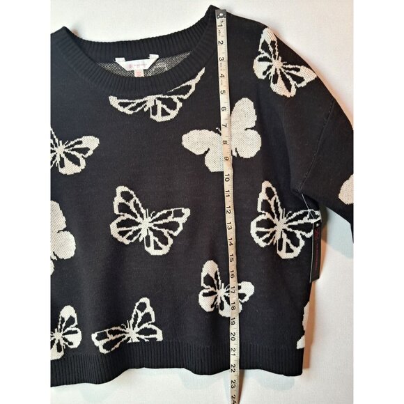 No Boundaries Black/White Crewneck Sweater with Butterfly Design, Size Large (11 - Picture 14 of 14